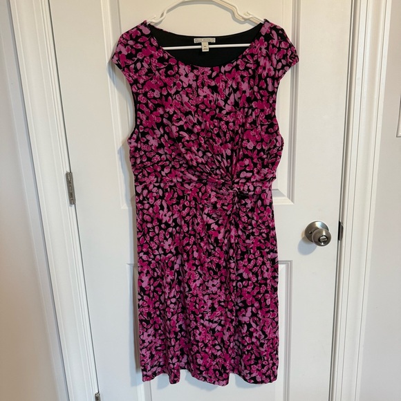 Dana Buchman Dresses & Skirts - Dana Buchman Dress Women’s XL Party Stretch Ruched Waist Professional Pink Leaf